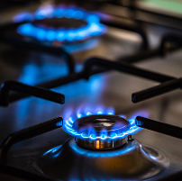 Instalación y mantenimiento de sistemas de gas en viviendas.